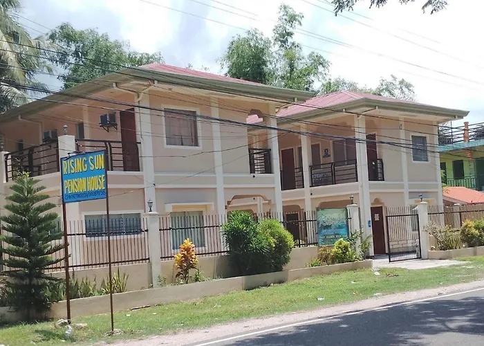 Rising Sun House 2* Oslob